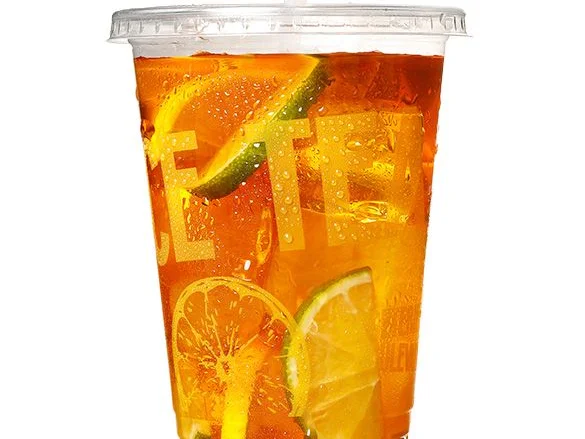 Ice tea - domácí černý ledový čaj s limetkou