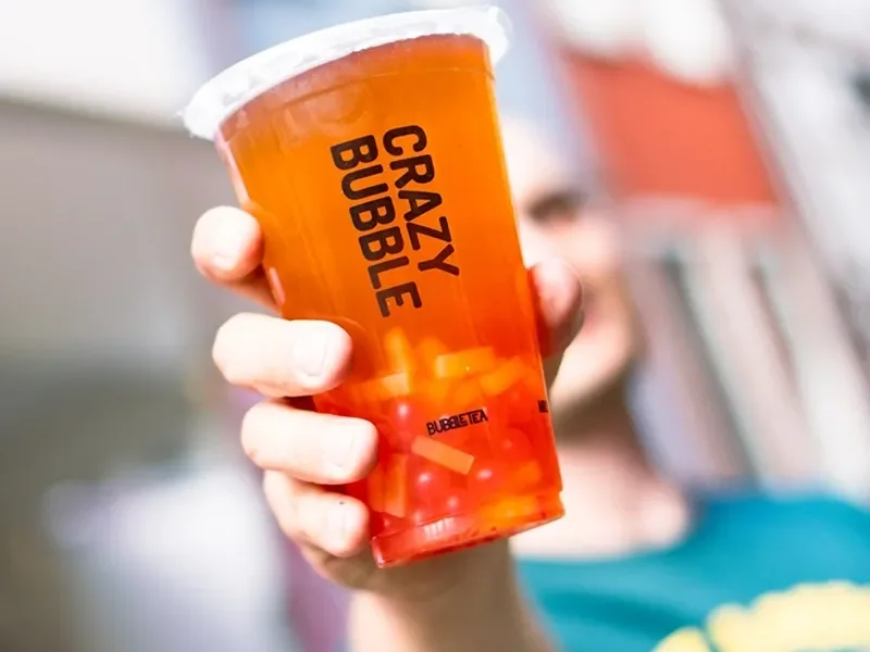 Kelímek Crazy Bubble s ovocným bubble tea a želé kuličkami