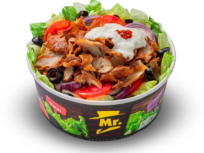 Kuřecí kebab salát v kelímku Mr. Kebab (průhledné pozadí)
