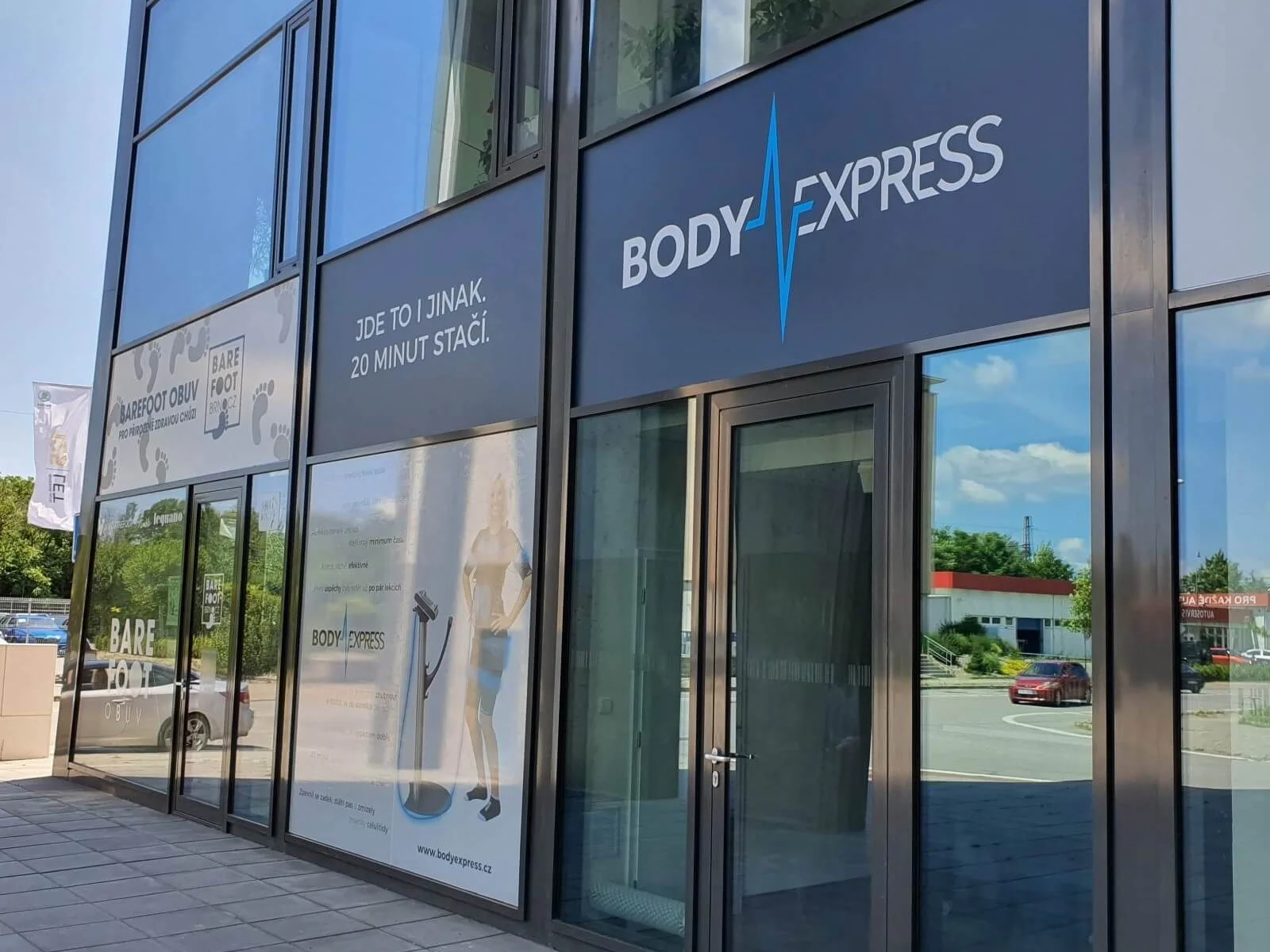 Vstup do studia, fotka z webu BODY EXPRESS